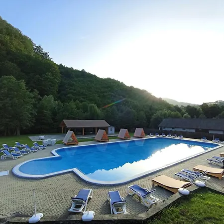 Pensiunea Poarta Raiului Guest house